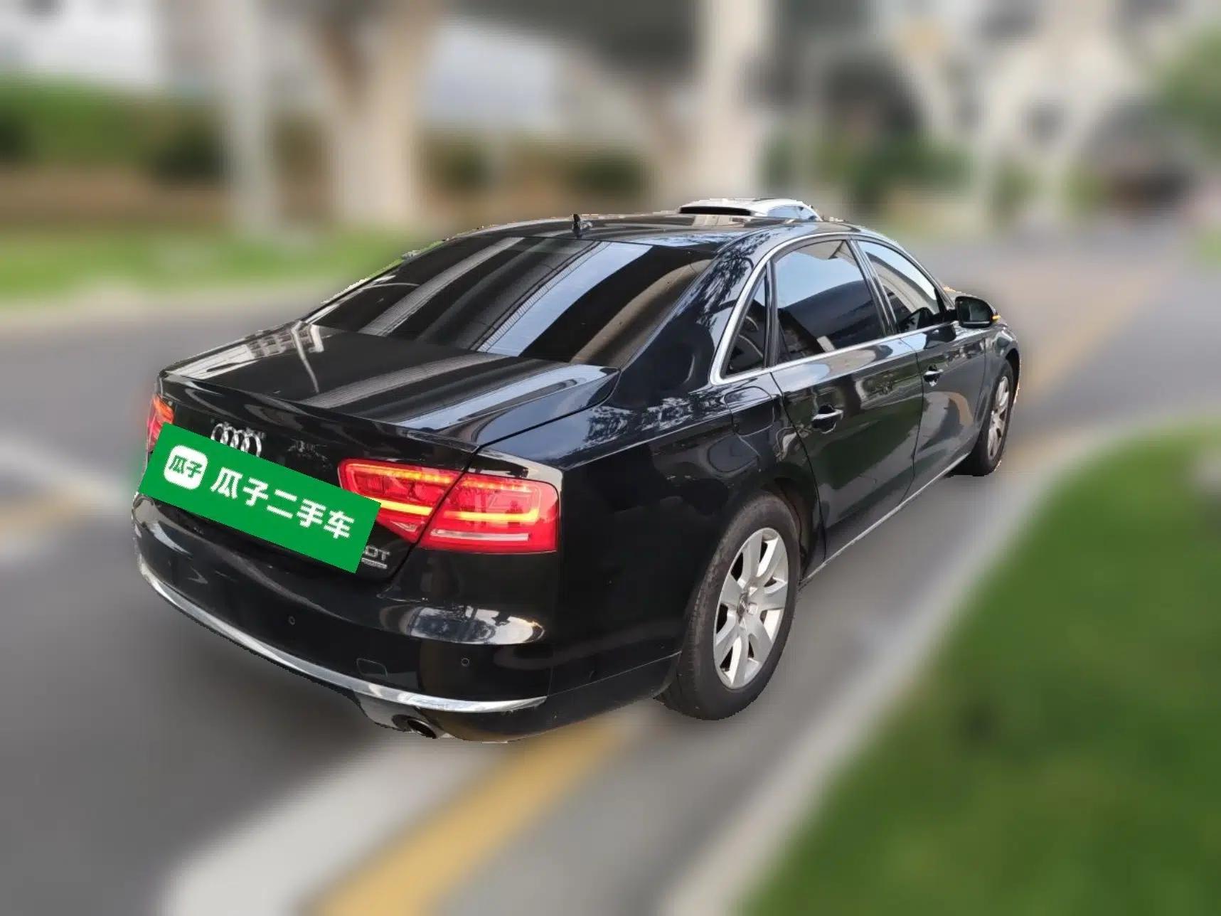 Audi A8 2011 A8L 3.0 TFSI quattro Luxury Edition (213kW) — миниатюра 6