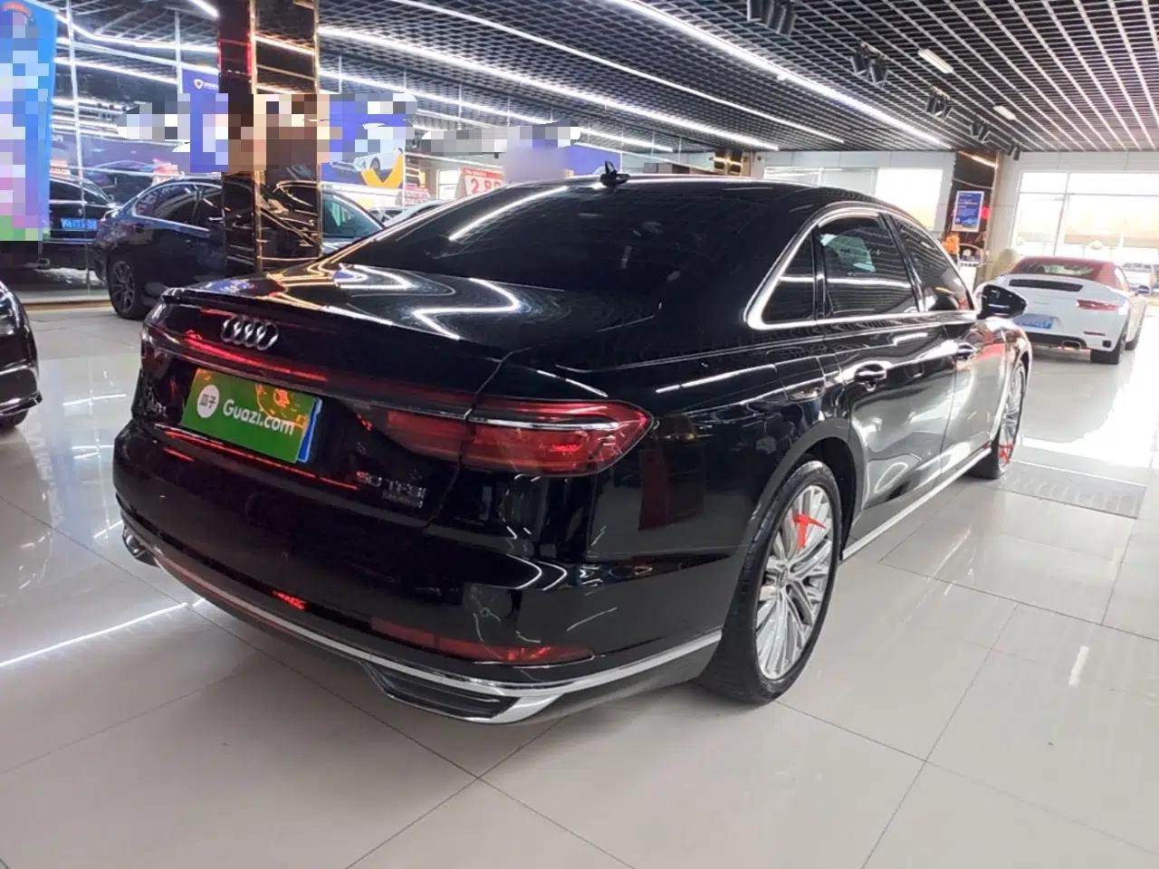 Audi A8 2021 A8L 50 TFSI quattro Comfort Model — миниатюра 6