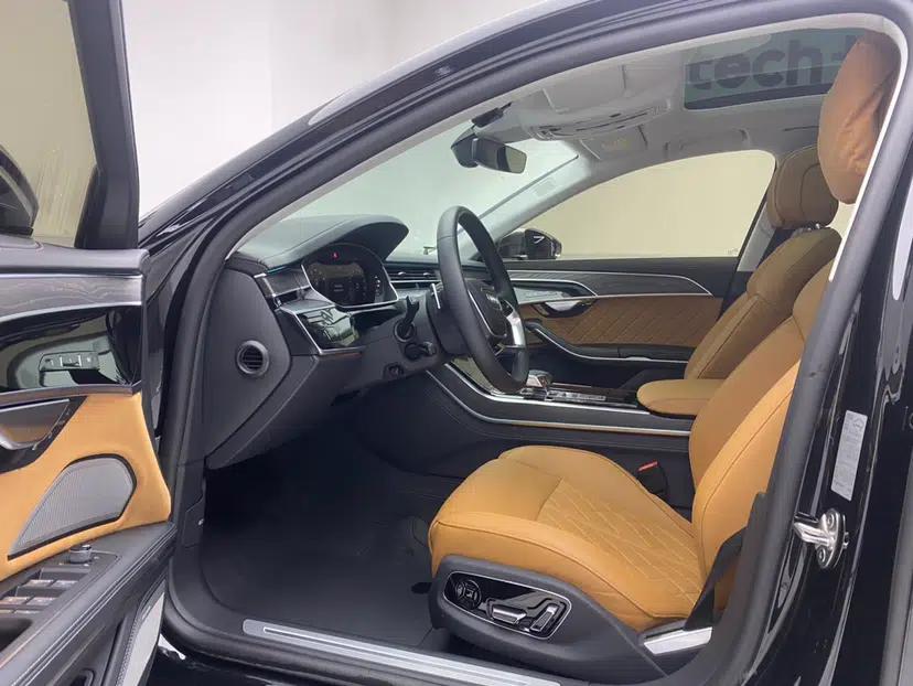 Audi A8 2022 A8L Horch Founder's Edition Legendary Model — миниатюра 8
