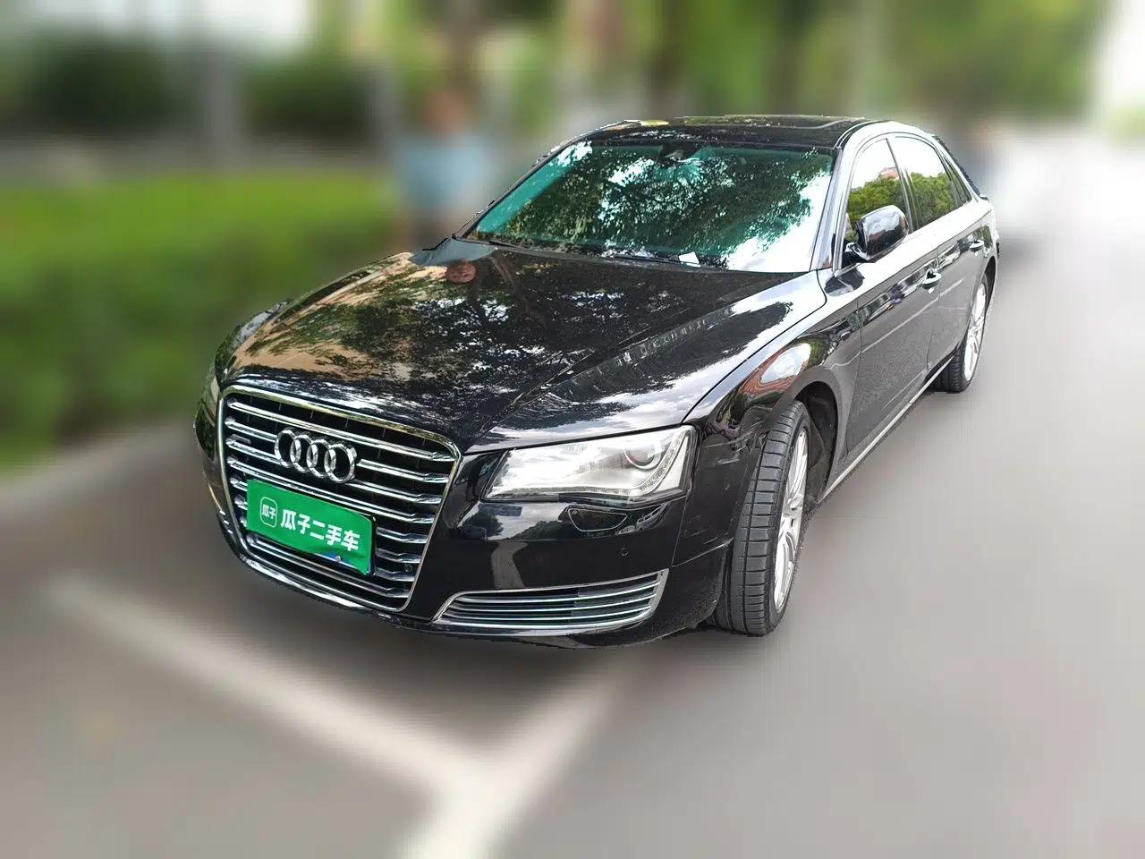 Audi A8 2013 A8L 45 TFSI quattro Luxury Model — миниатюра 1