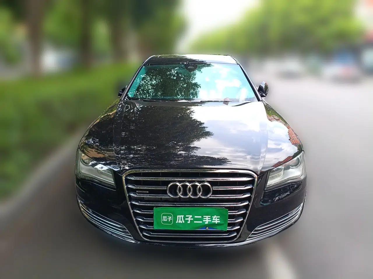 Audi A8 2013 A8L 45 TFSI quattro Luxury Model — миниатюра 2