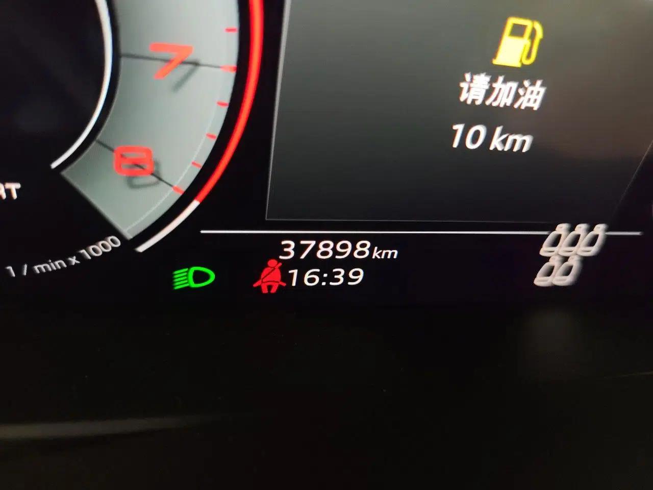 Audi Q7 2021 55 TFSI quattro S line Sport model — миниатюра 12