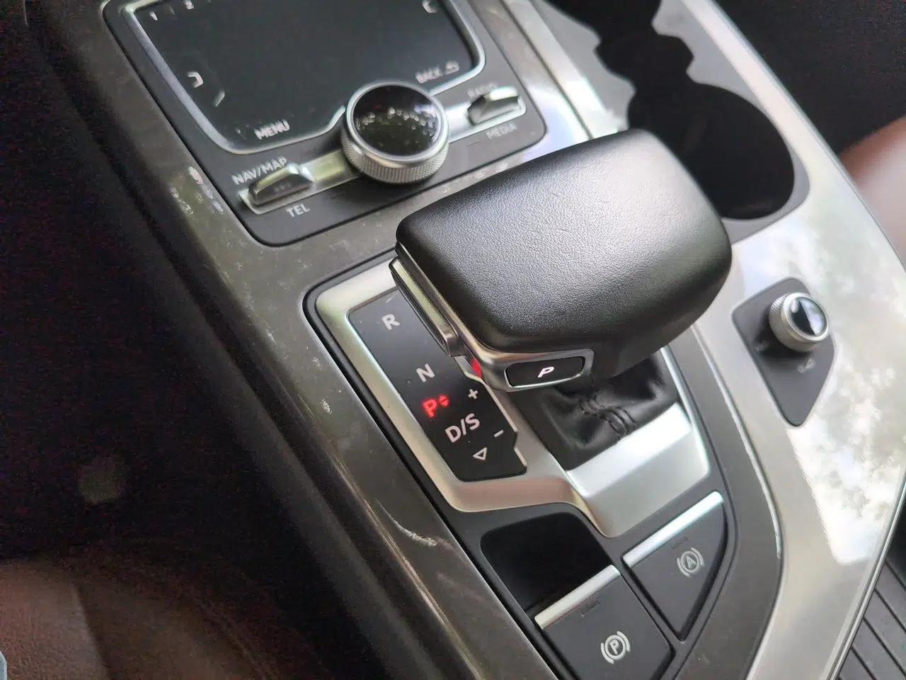 Audi Q7 2019 45 TFSI S line Sport Edition — миниатюра 17