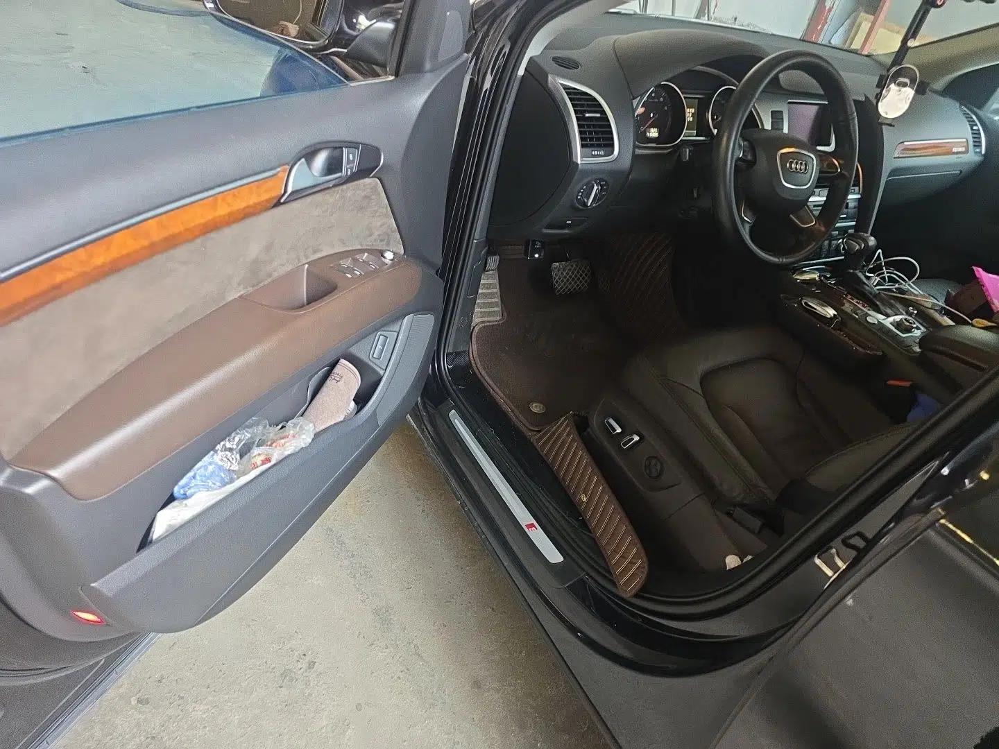 Audi Q7 Audi Q7, automatic, gasoline, 7 seats, 3.0T, parallel import — миниатюра 16