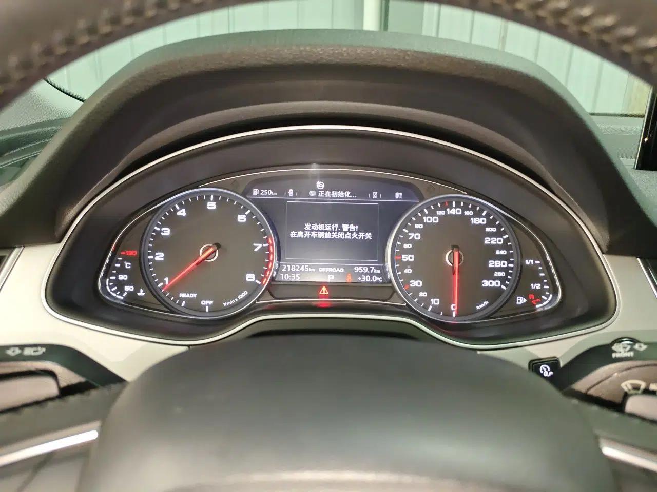 Audi Q7 2016 40 TFSI Comfort Model — миниатюра 11