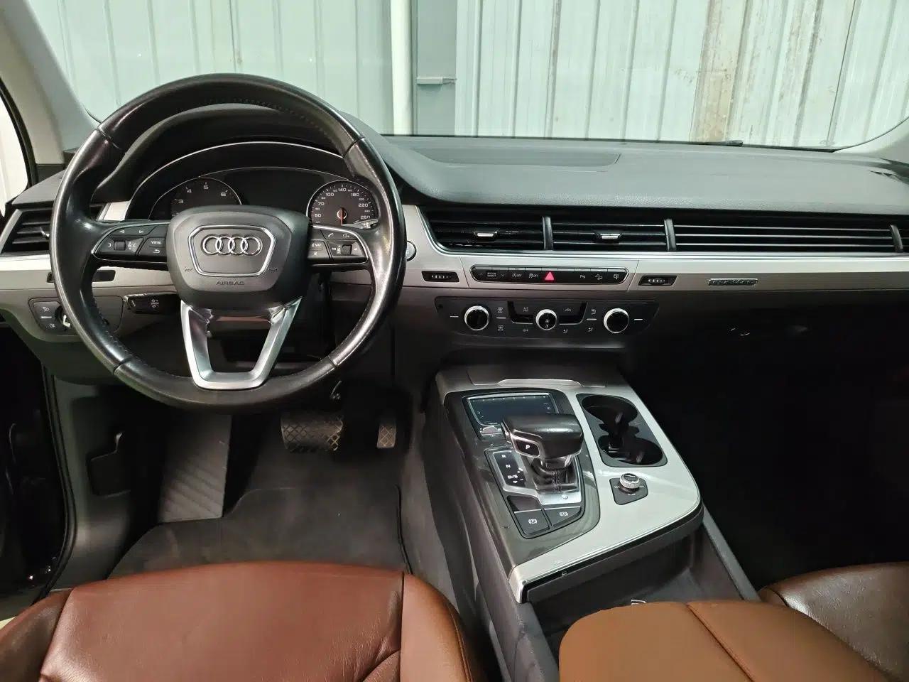 Audi Q7 2016 40 TFSI Comfort Model — миниатюра 9