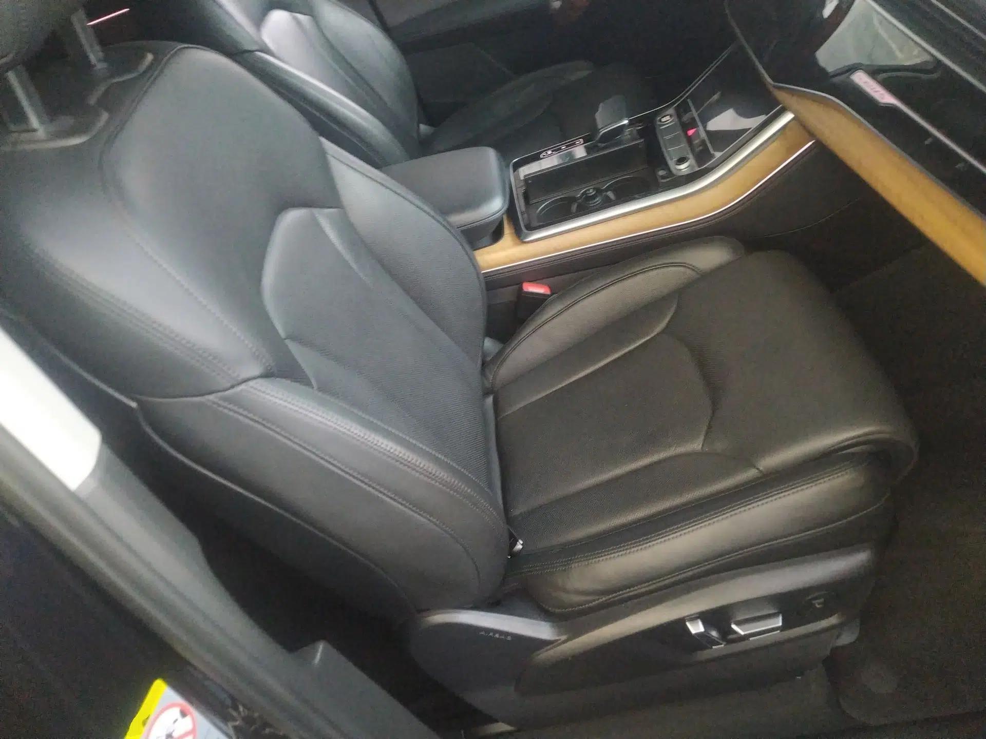Audi Q7 2021 55 TFSI quattro S line Prestige Edition — миниатюра 19