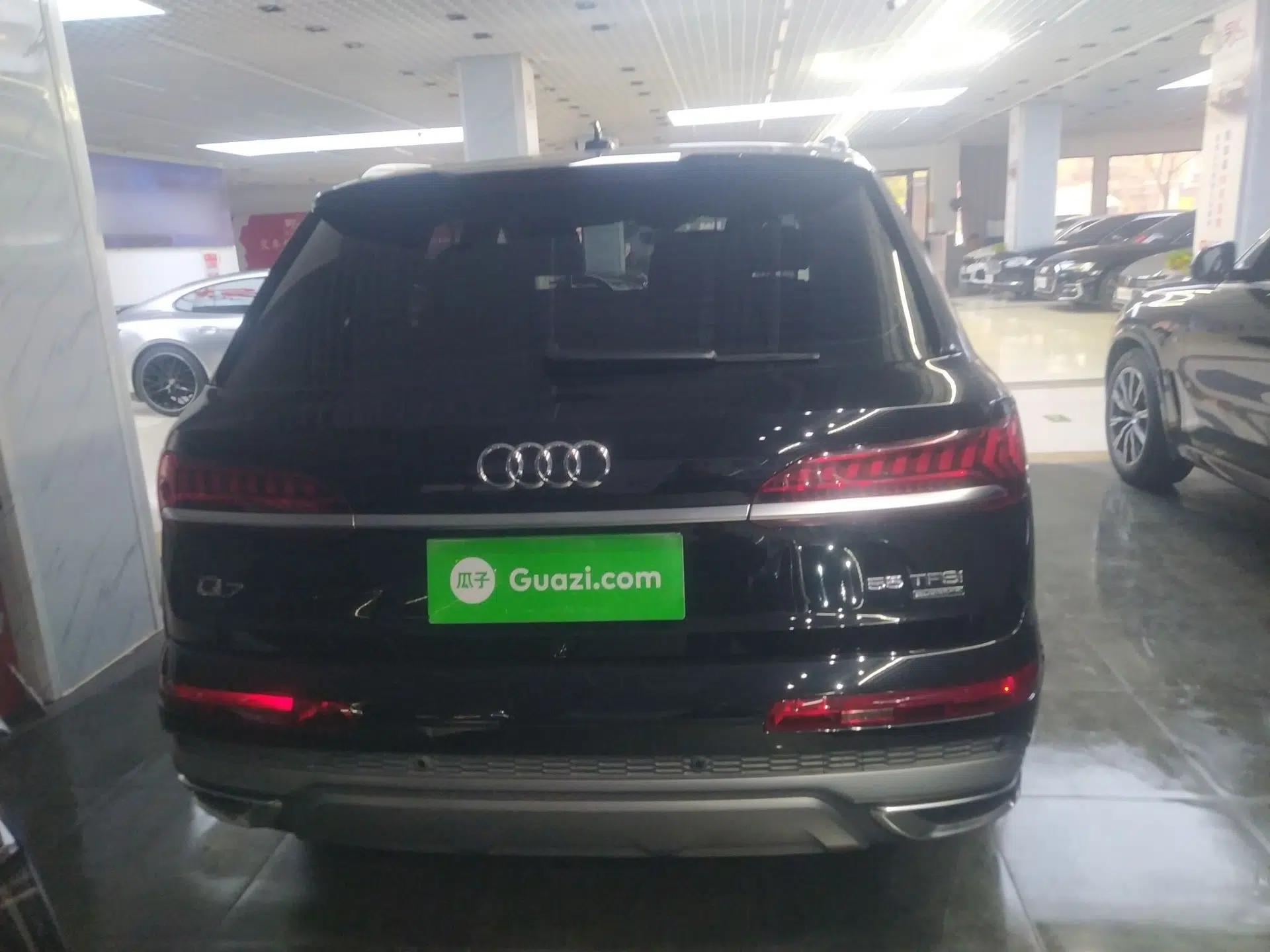 Audi Q7 2021 55 TFSI quattro S line Prestige Edition — миниатюра 3