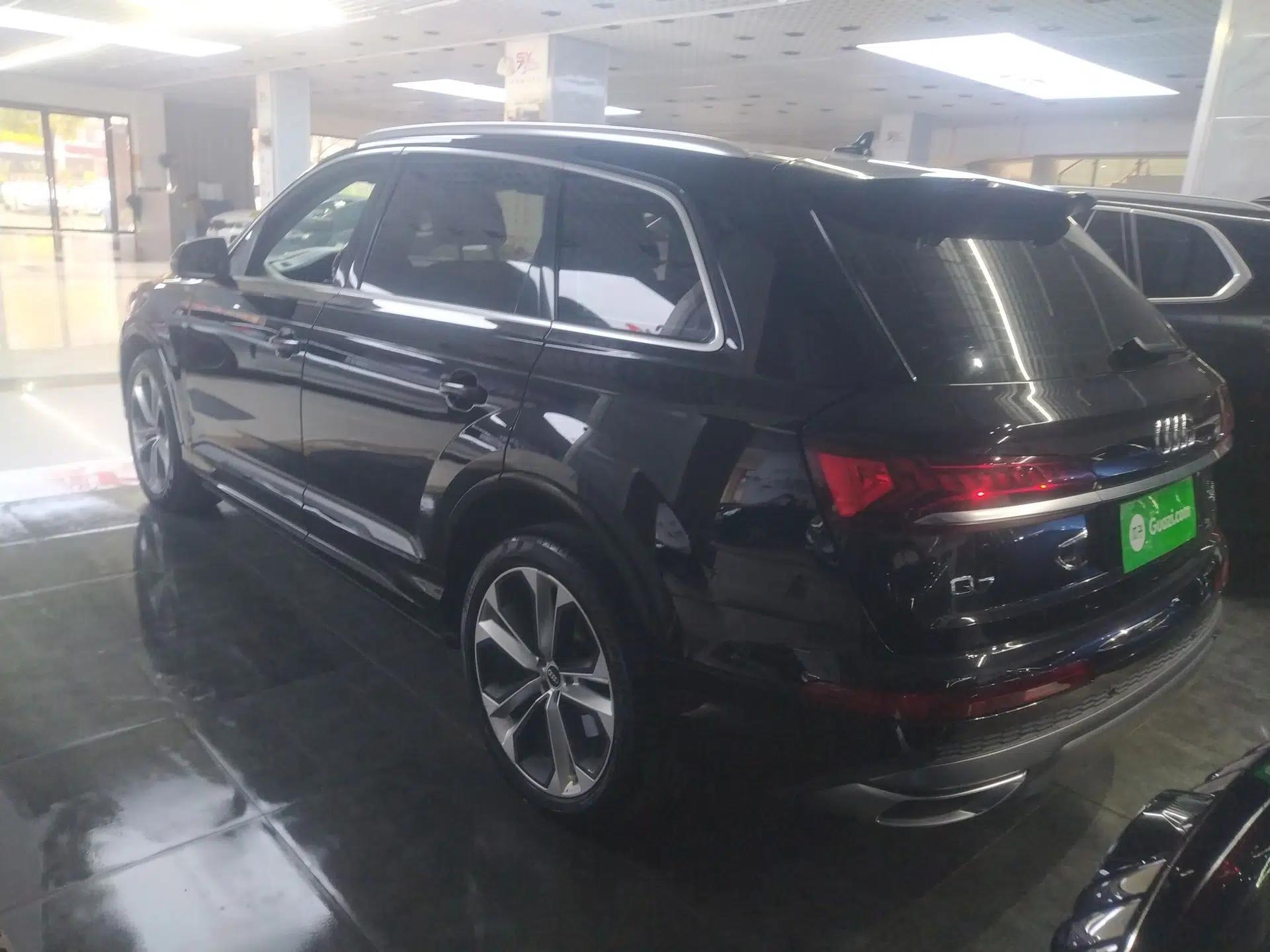 Audi Q7 2021 55 TFSI quattro S line Prestige Edition — миниатюра 8