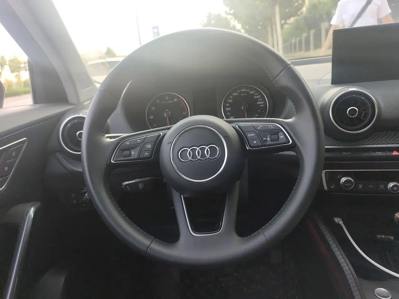 Audi Q2L 2021 35 TFSI Fashion Dynamic Model — миниатюра 14