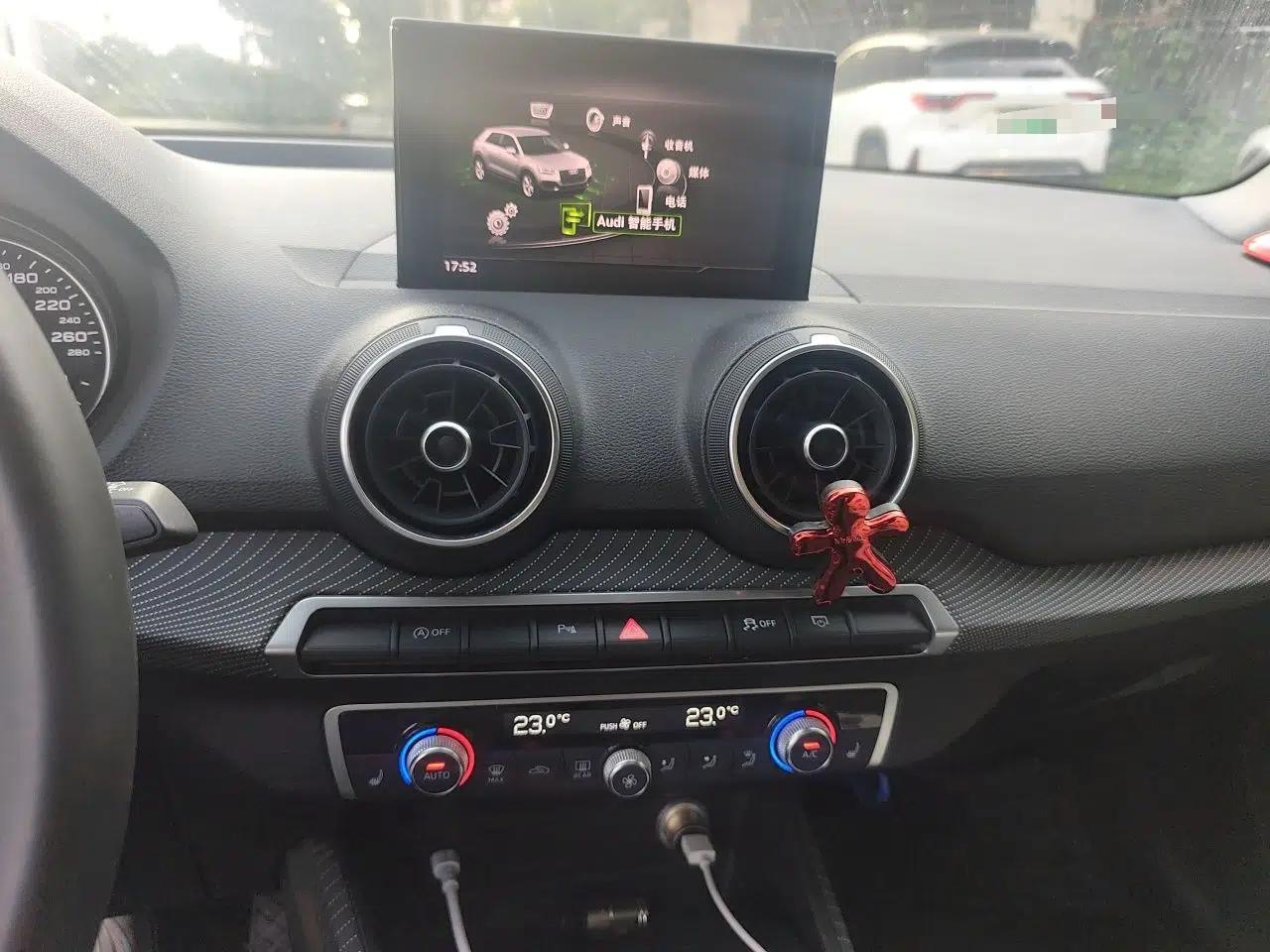 Audi Q2L 2021 35 TFSI Fashion Dynamic Model — миниатюра 17