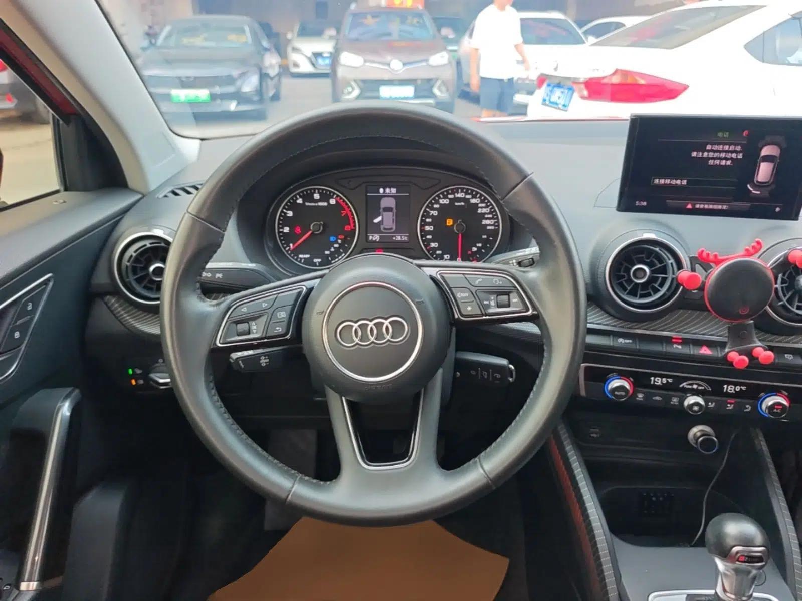 Audi Q2L 2018 35 TFSI Fashion Dynamic Version China V Emission Standard — миниатюра 13