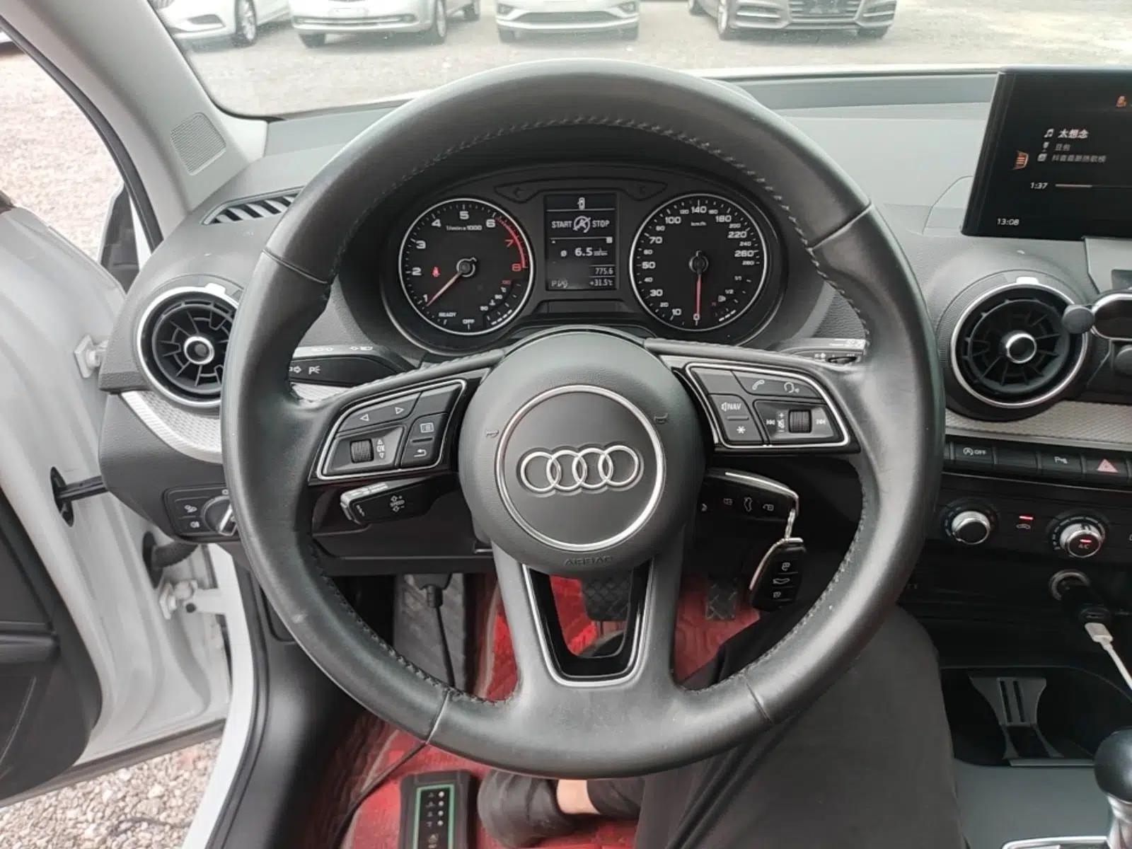 Audi Q2L 2021 35 TFSI Progressive Dynamic Edition — миниатюра 18