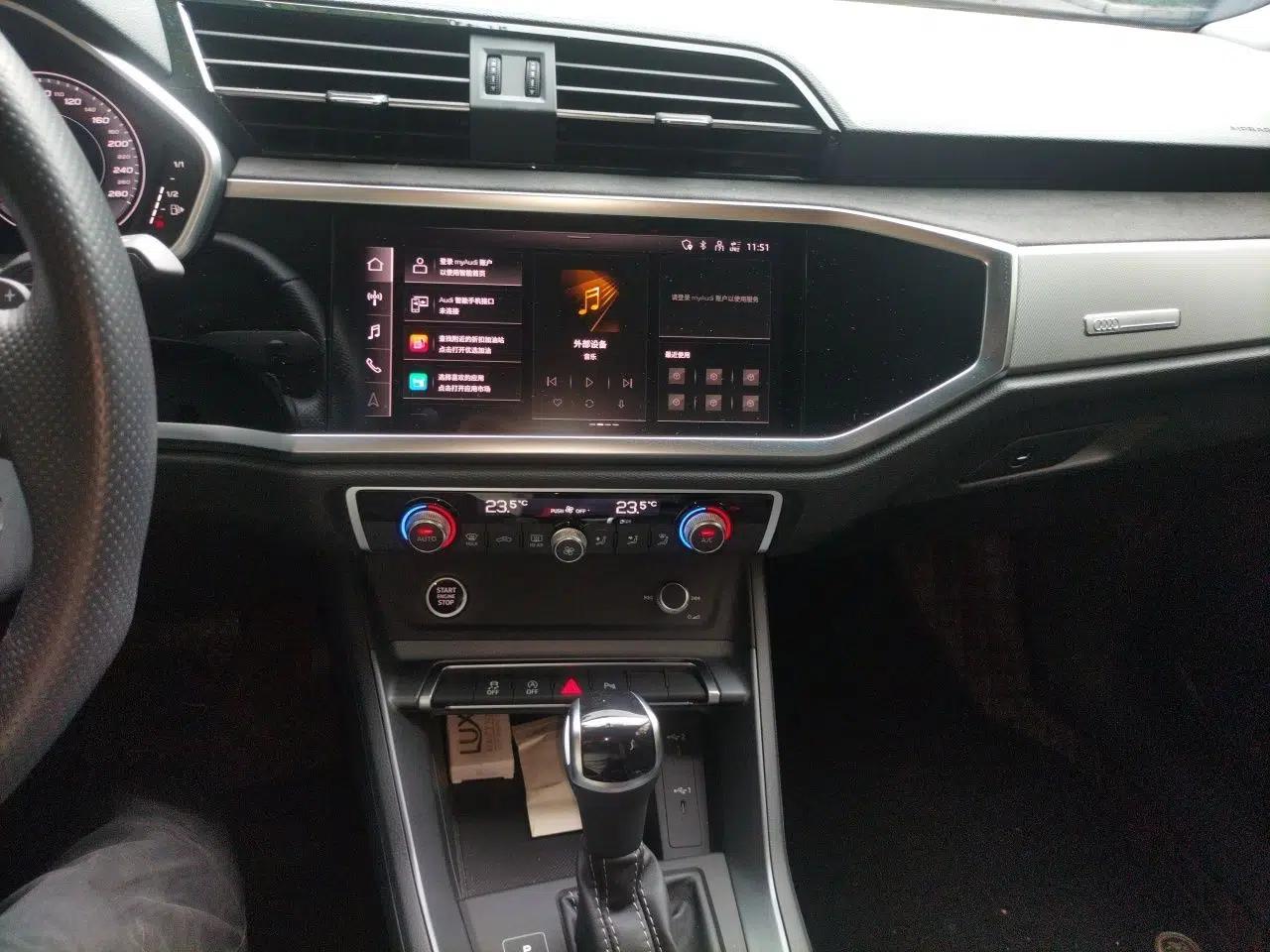 Audi Q3 Sportback 2022 40 TFSI Fashion Model — миниатюра 13