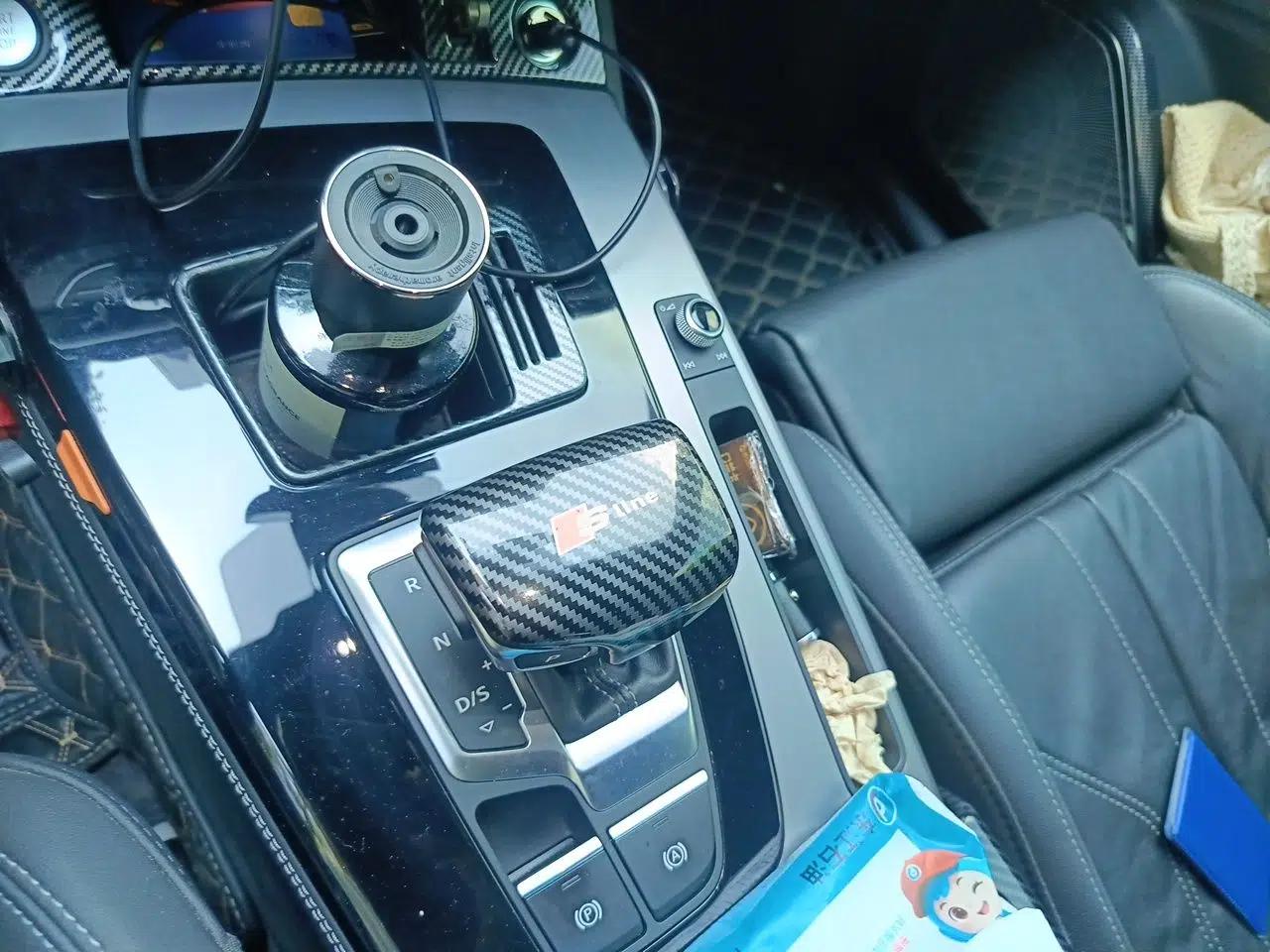 Audi Q5L Sportback 2021 40 TFSI Fashion Model — миниатюра 14