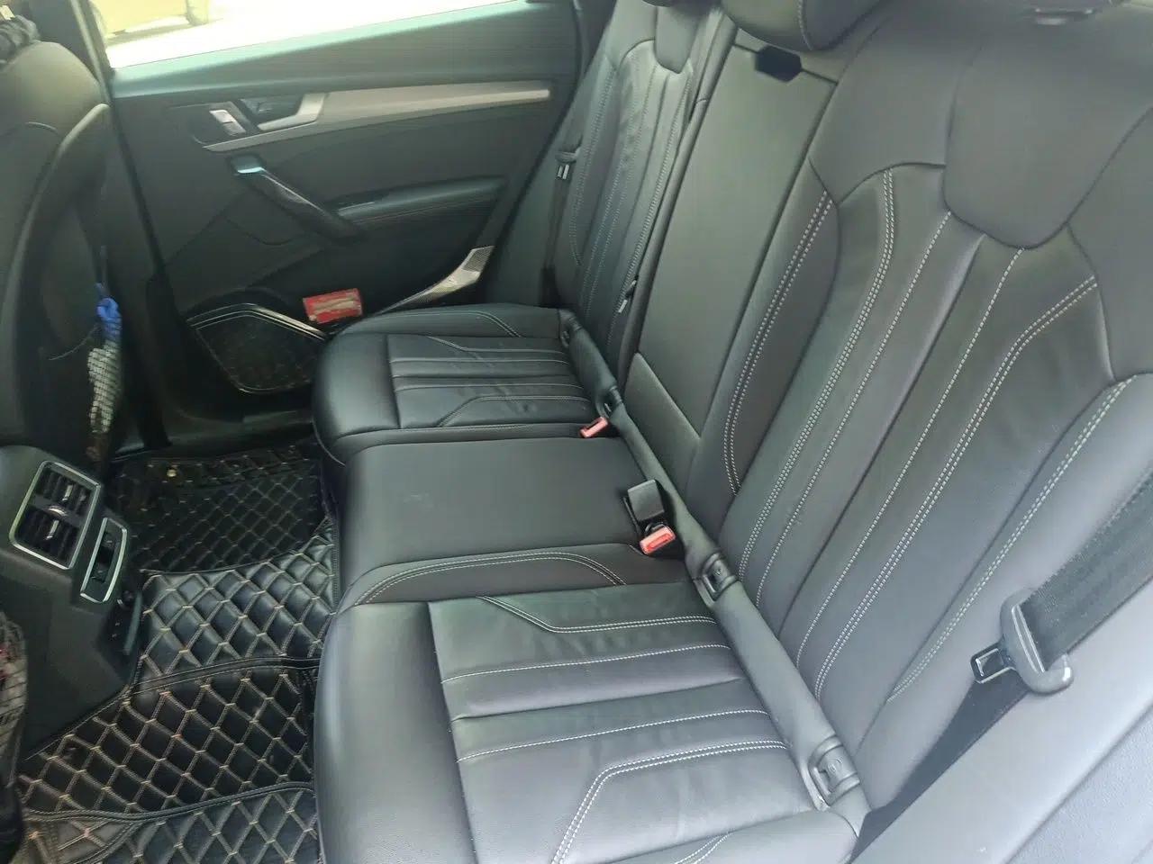 Audi Q5L Sportback 2021 40 TFSI Fashion Model — миниатюра 17