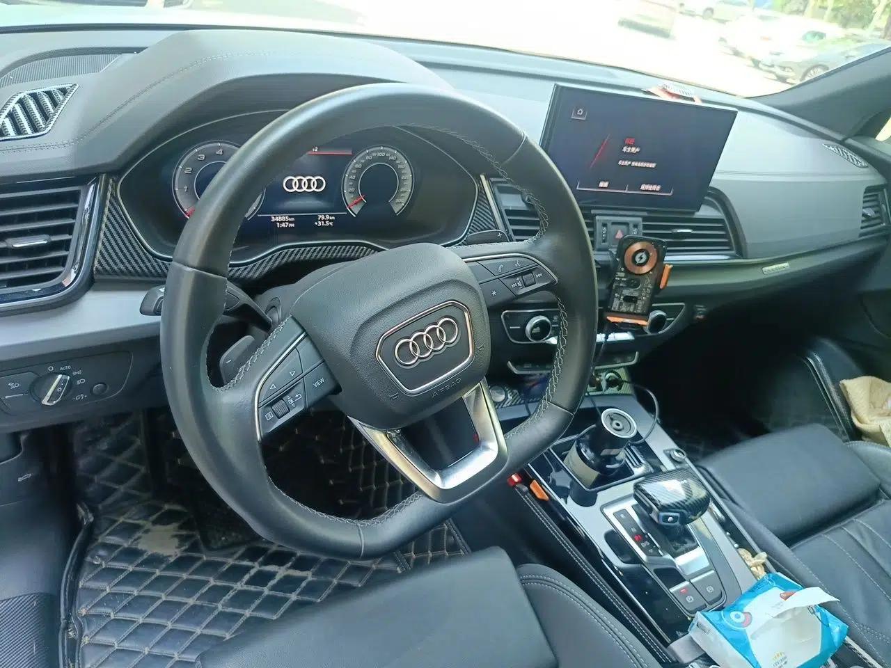 Audi Q5L Sportback 2021 40 TFSI Fashion Model — миниатюра 10