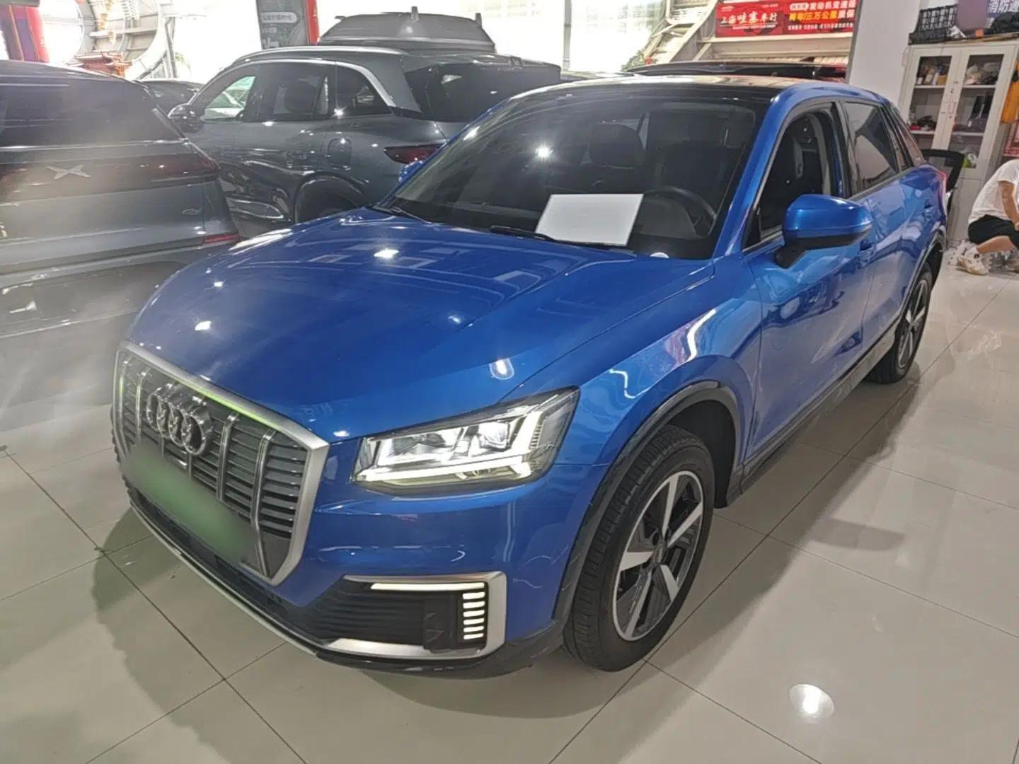 Audi Q2L e-tron 2019 Q2L e-tron Pure Electric Smart Enjoyment Model — миниатюра 1
