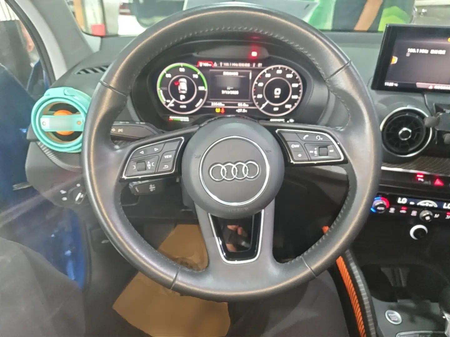 Audi Q2L e-tron 2019 Q2L e-tron Pure Electric Smart Enjoyment Model — миниатюра 13