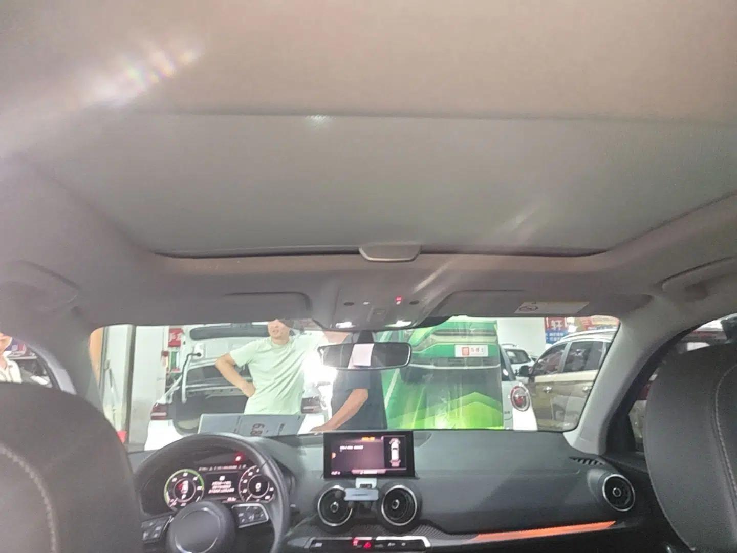 Audi Q2L e-tron 2019 Q2L e-tron Pure Electric Smart Enjoyment Model — миниатюра 21