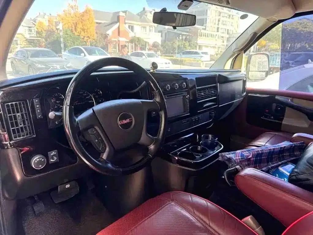 2014 SAVANA 5.3L Leader Edition — миниатюра 4
