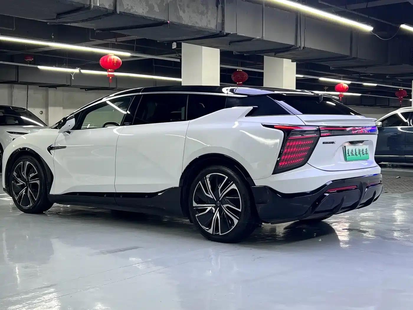 HiPhi X 2021 Luxury 6-seater — миниатюра 13