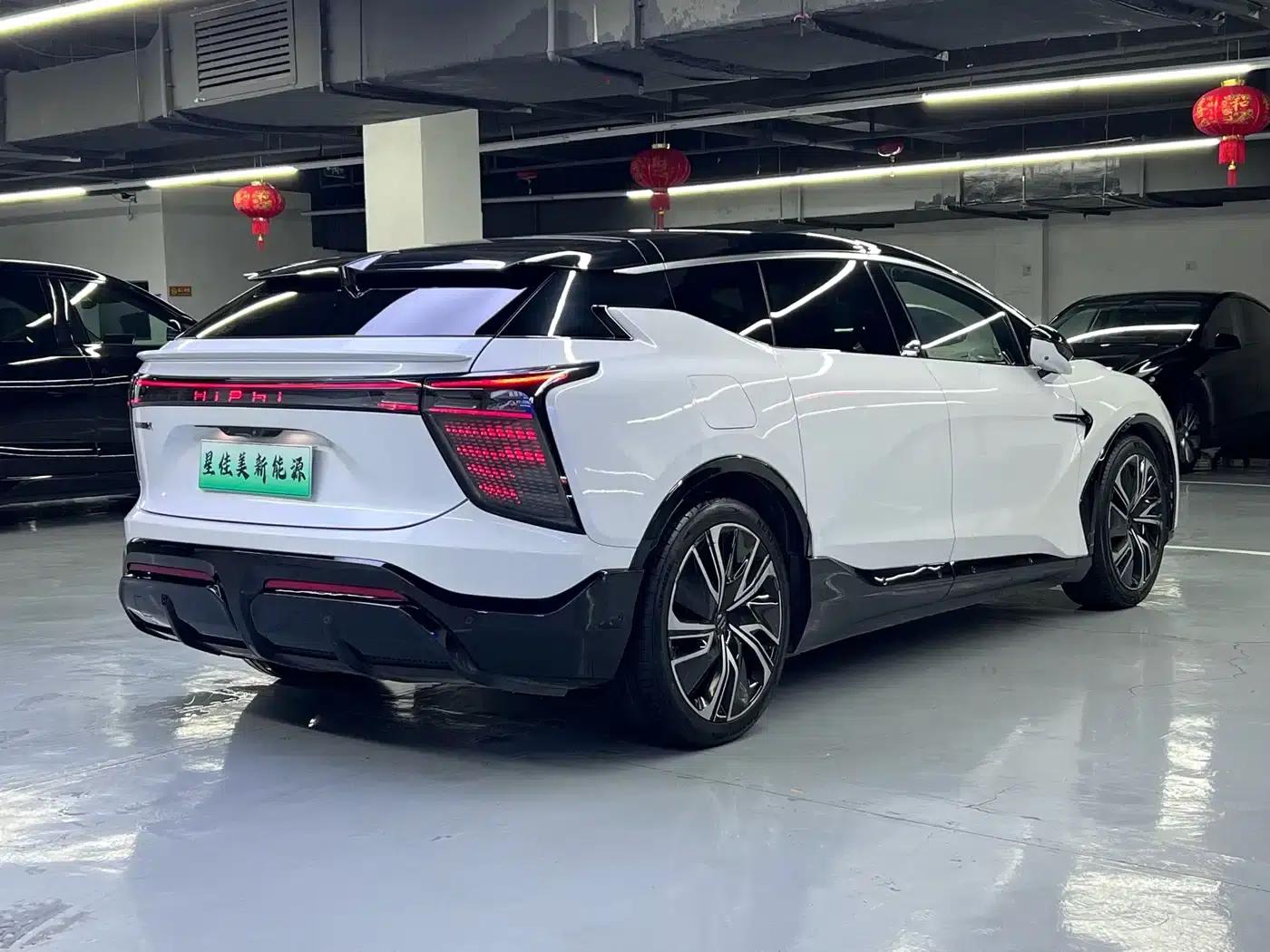 HiPhi X 2021 Luxury 6-seater — миниатюра 14