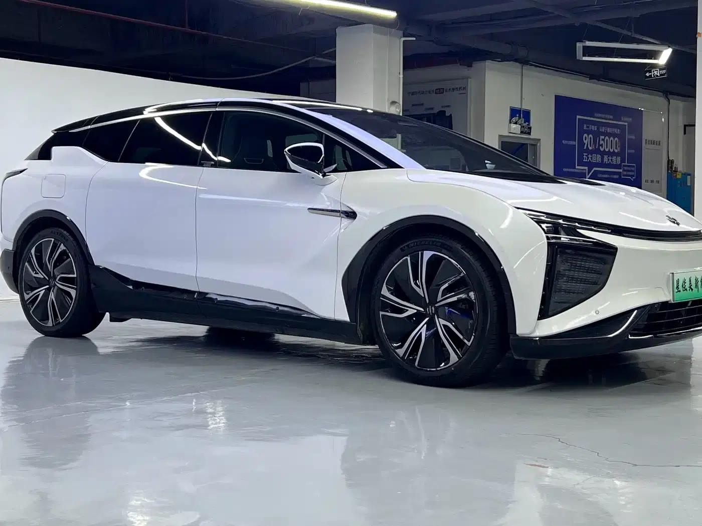 HiPhi X 2021 Luxury 6-seater — миниатюра 3