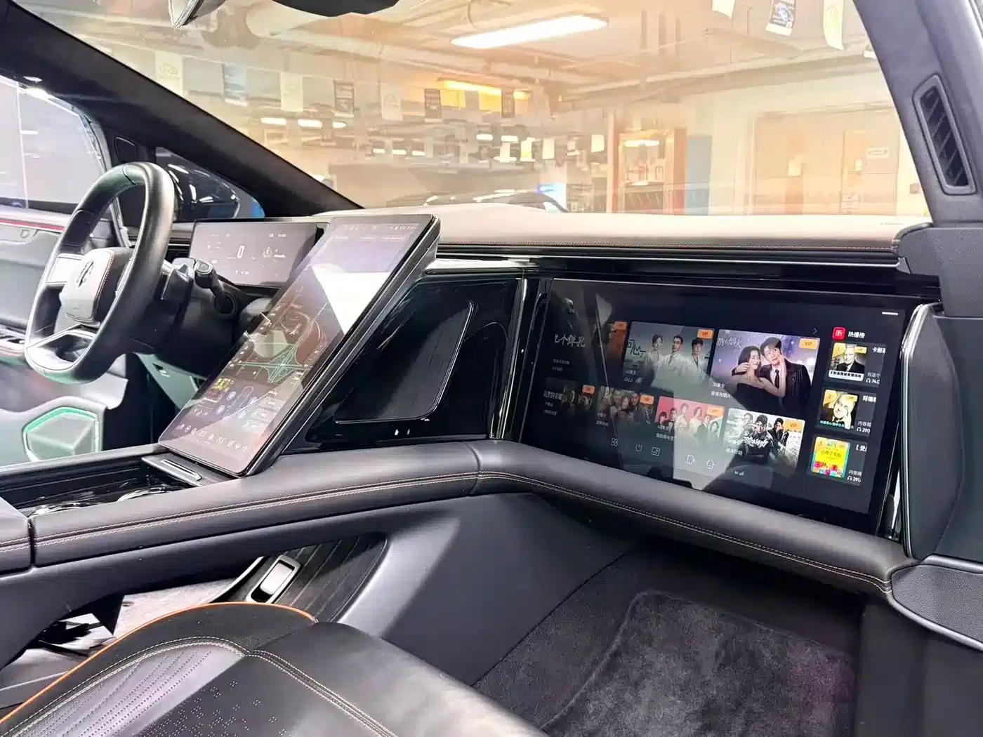 HiPhi X 2021 Luxury 6-seater — миниатюра 12