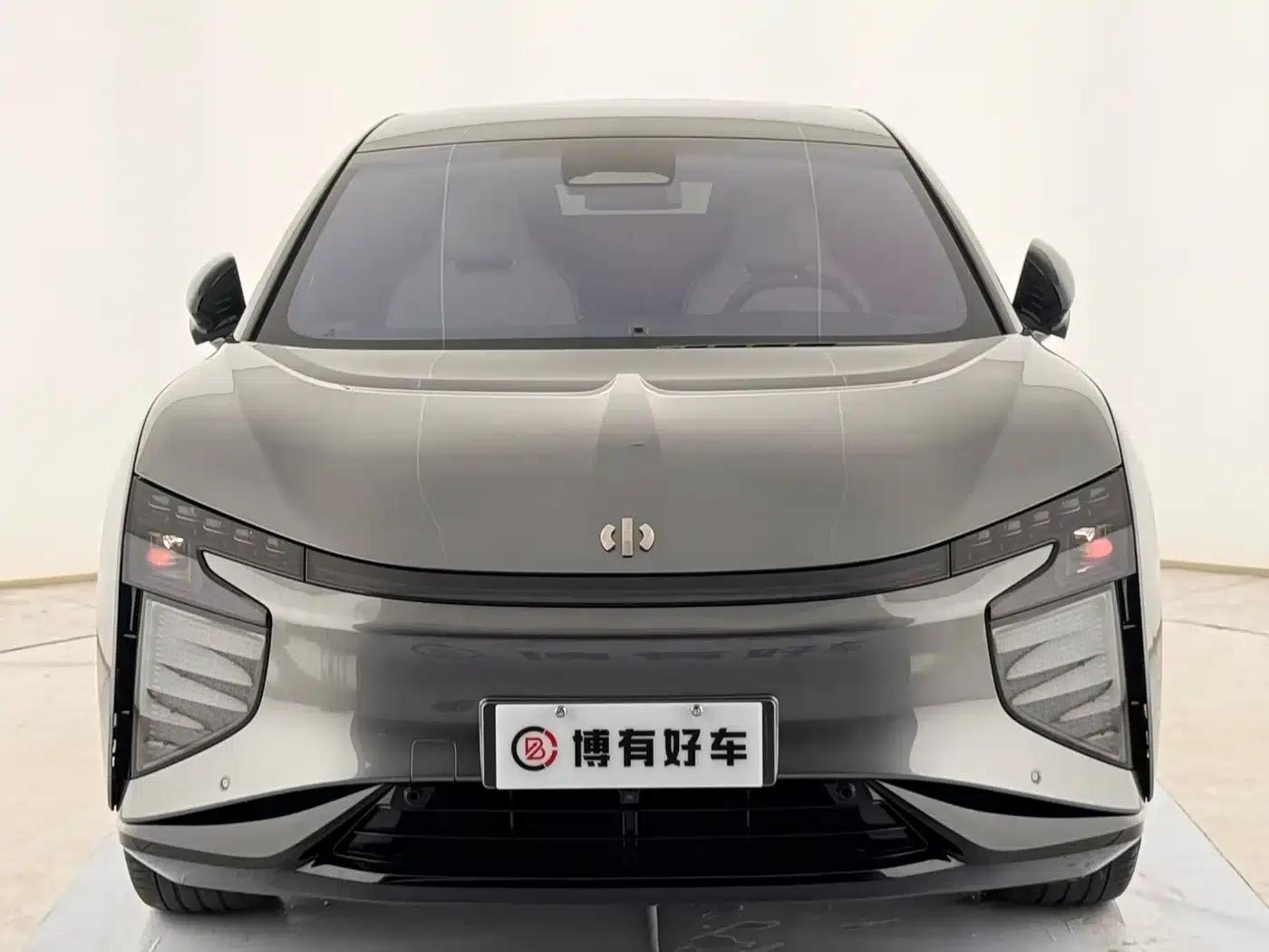HiPhi X 2021 Founder Edition 6-seater — миниатюра 2