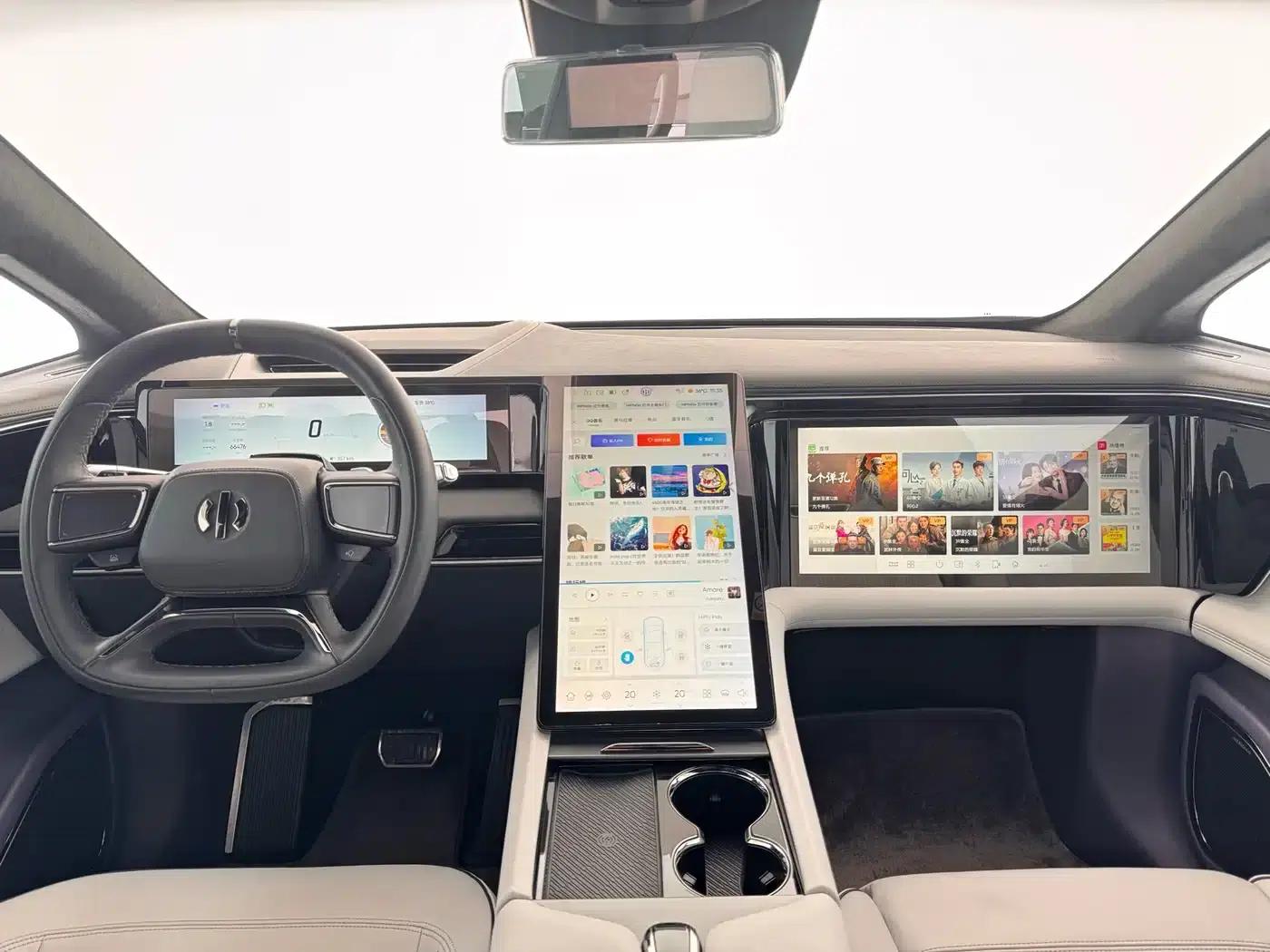 HiPhi X 2021 Founder Edition 6-seater — миниатюра 8