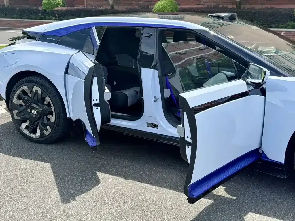 2023 HiPhi Z (Four-seater version) — миниатюра 3