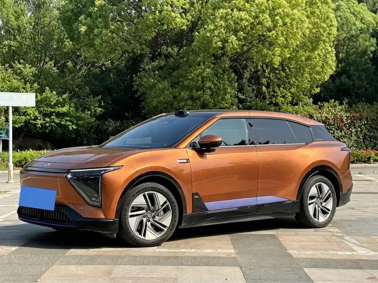 HiPhi Y 2023 560km Pioneer Edition — миниатюра 1