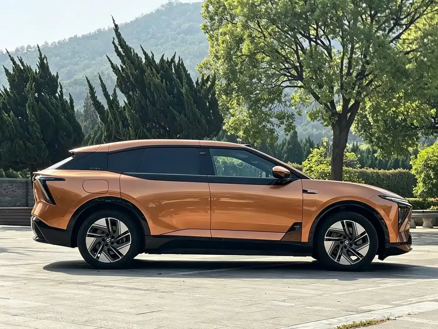 HiPhi Y 2023 560km Pioneer Edition — миниатюра 3