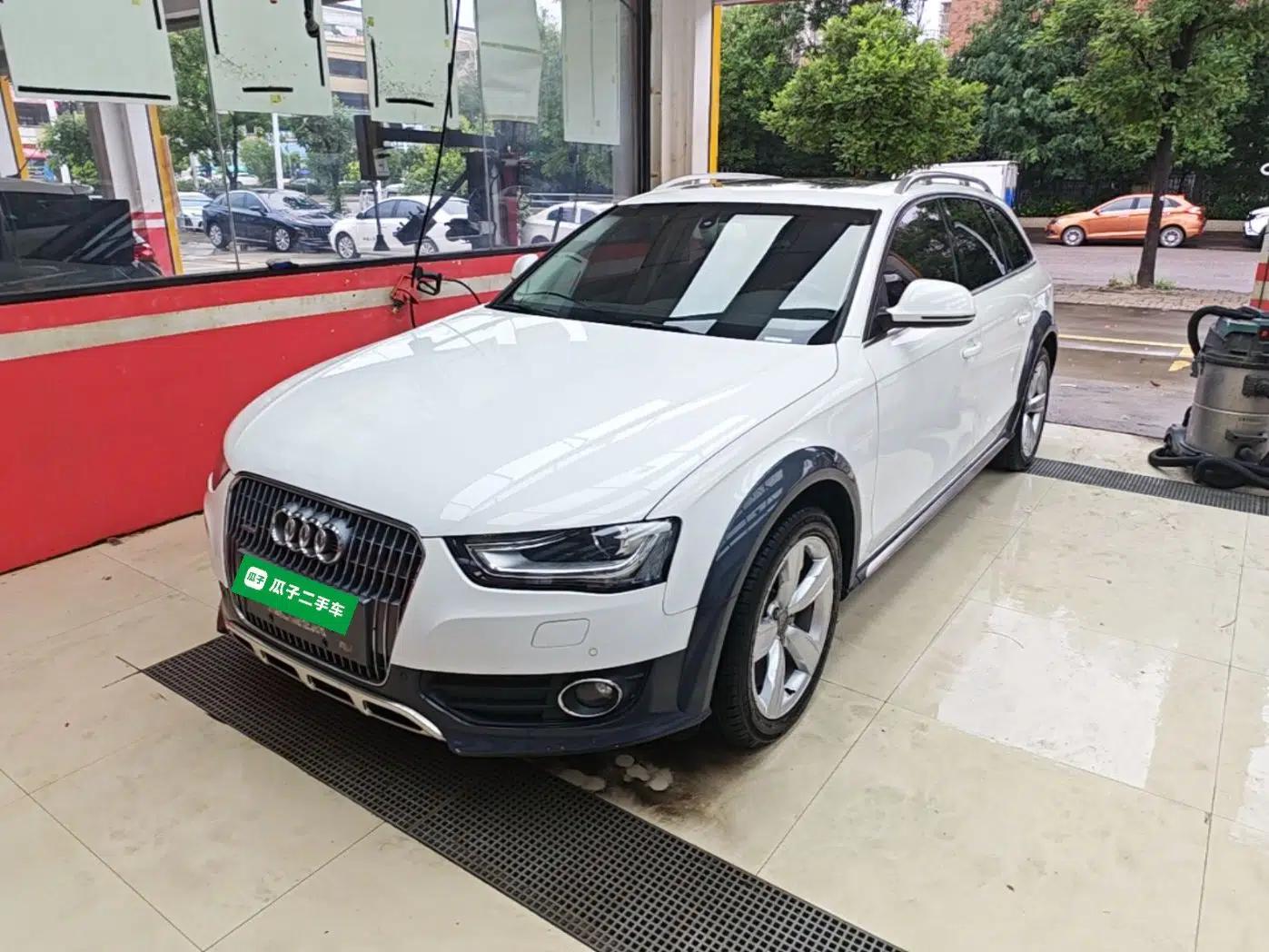 Audi A4 2014 40 TFSI allroad quattro plus version — миниатюра 1
