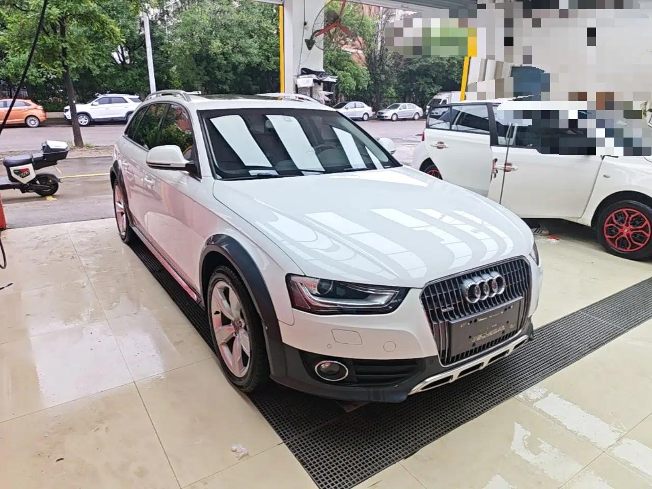 Audi A4 2014 40 TFSI allroad quattro plus version — миниатюра 3