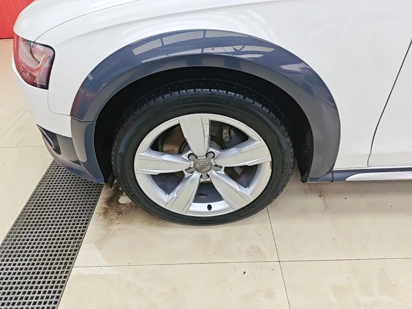Audi A4 2014 40 TFSI allroad quattro plus version — миниатюра 10