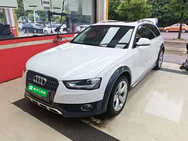 Audi A4 2014 40 TFSI allroad quattro plus version