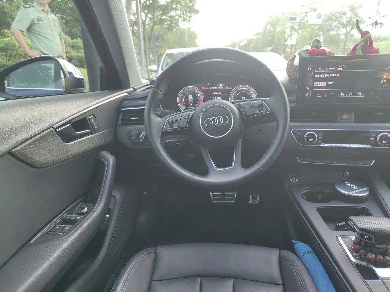 Audi A4 2021 allroad quattro Explorer — миниатюра 10
