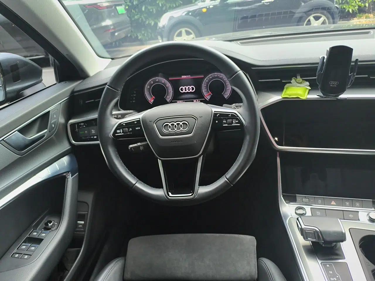 Audi A6 2021 Avant Avant-garde 45 TFSI Prestige Dynamic Edition — миниатюра 10