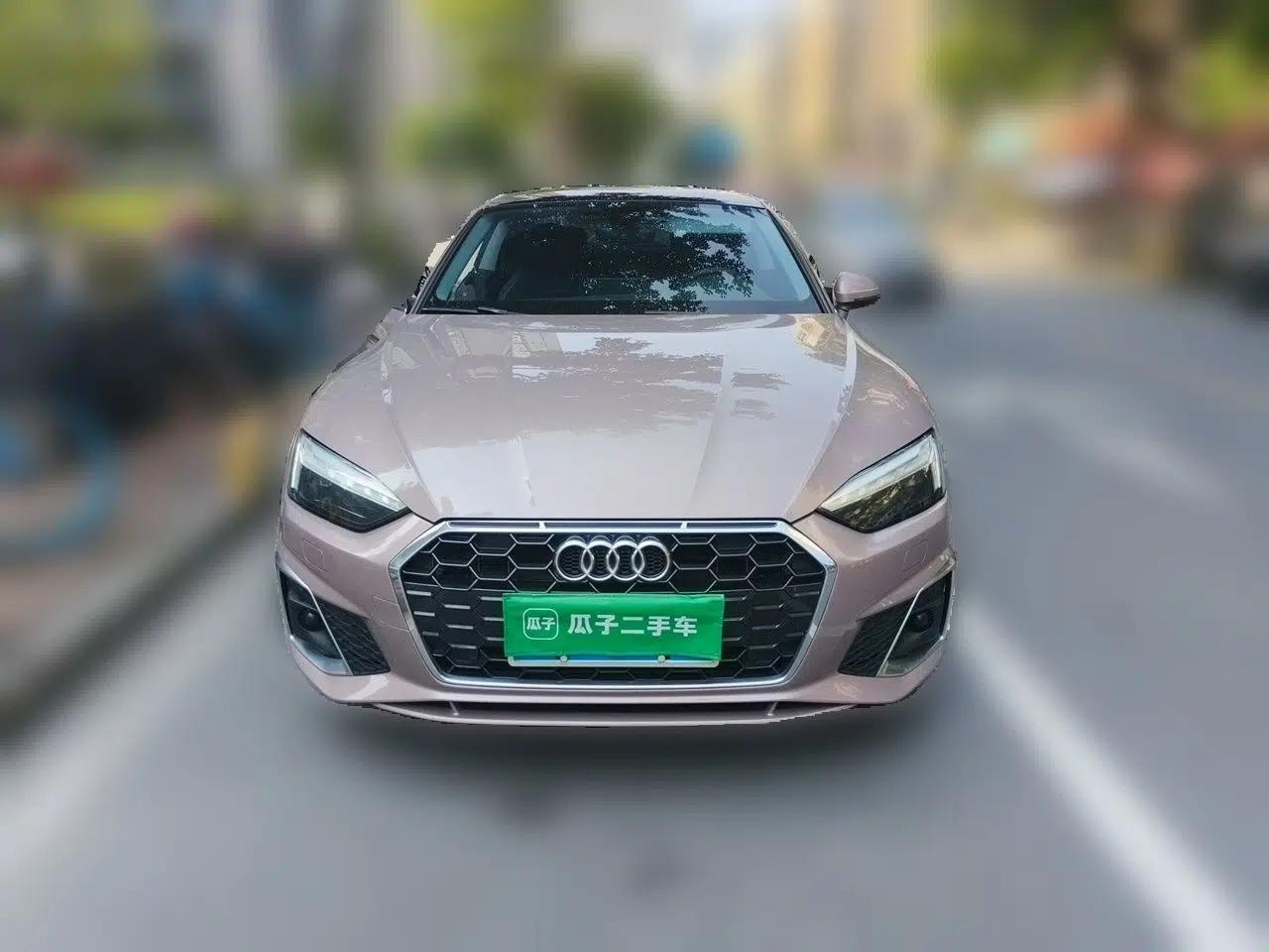 Audi A5 2023 Coupe 40 TFSI Fashionable and Dynamic Model — миниатюра 2