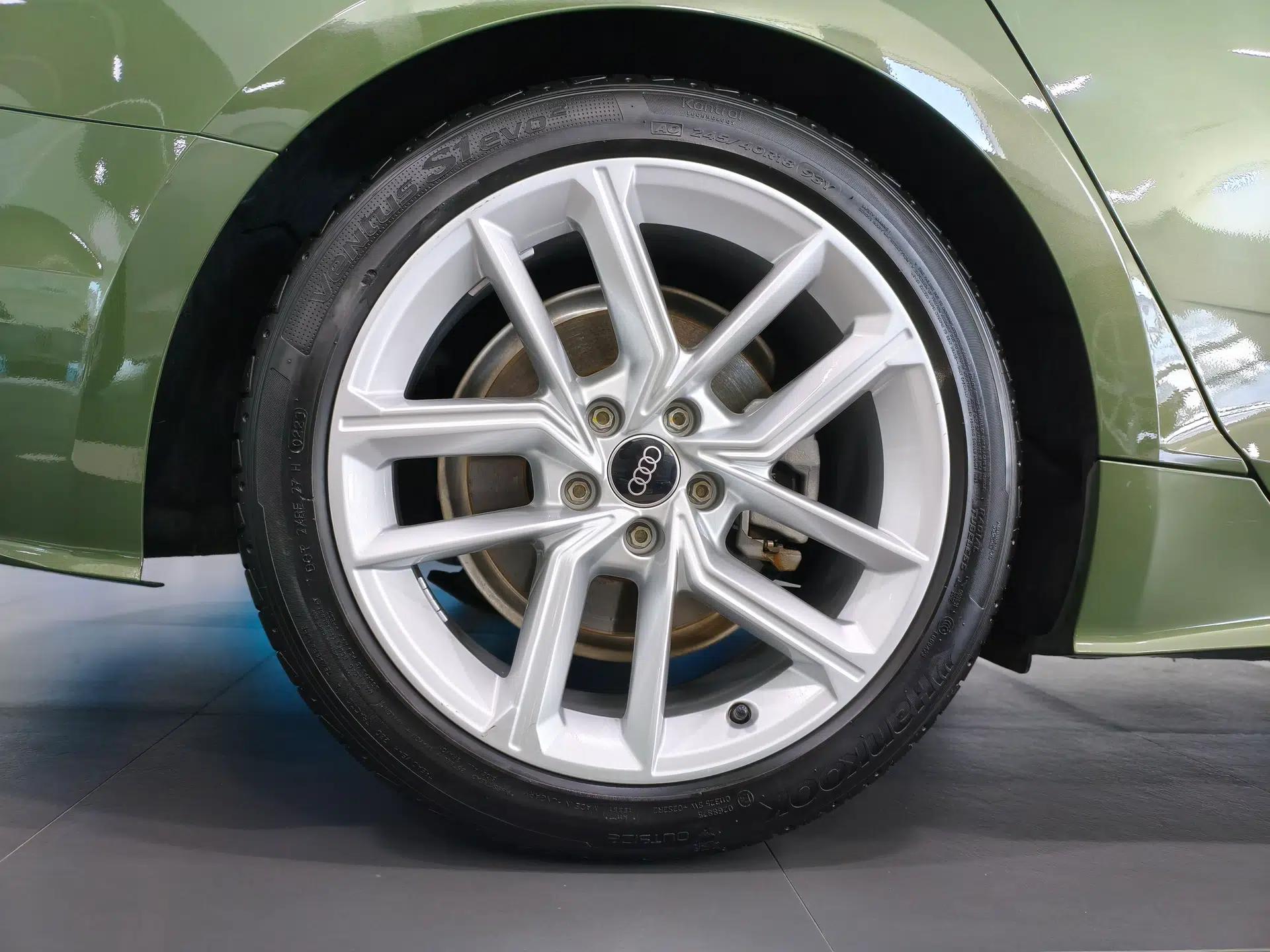 Audi A5 2023 Sportback 40 TFSI Fashionable and Dynamic Model — миниатюра 11