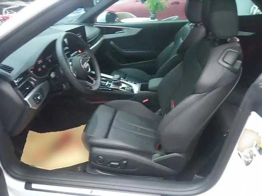 Audi A5 2024 Cabriolet 40 TFSI Fashionable and Dynamic Model — миниатюра 23