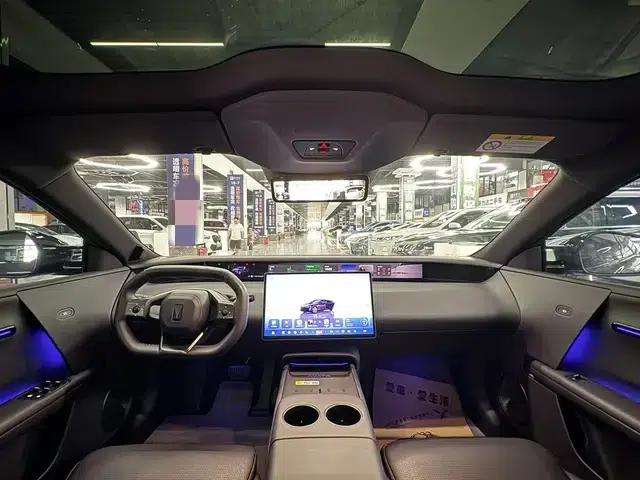 Avita 06 2025 Ultra AWD Pure Electric Edition — миниатюра 11