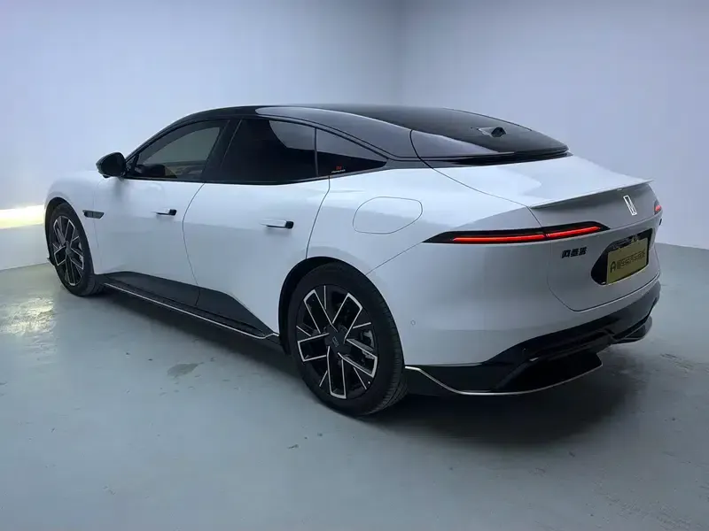 Avita 06 2025 Ultra AWD Pure Electric Edition — миниатюра 5