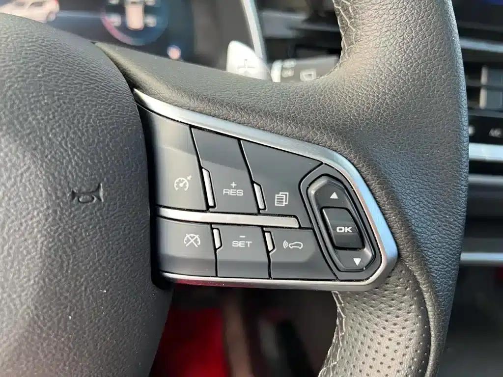 Haval H6 2023 National Trend Edition 1.5T Automatic Champion Edition — миниатюра 11