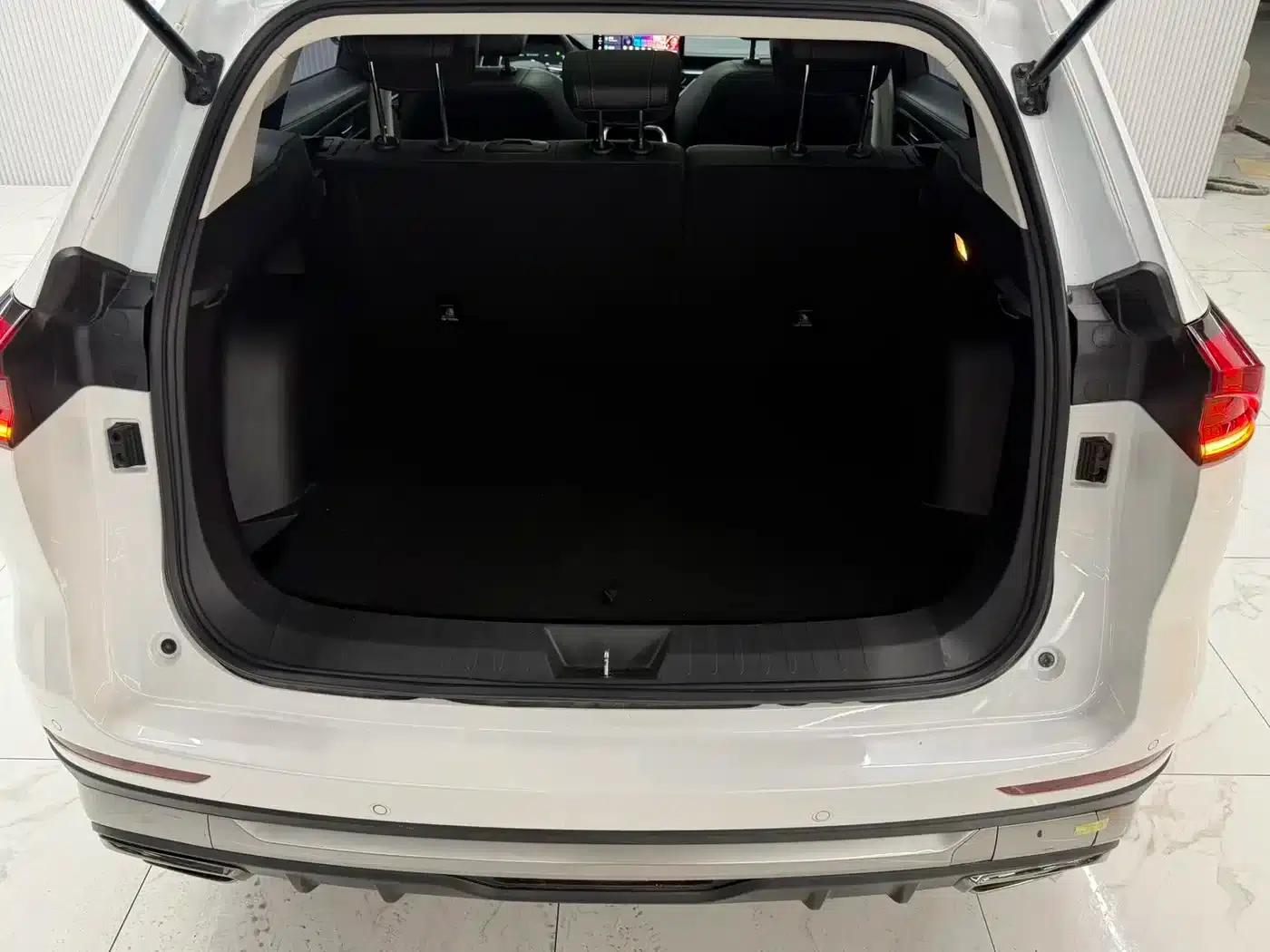 Haval H6 2021 National Trend Edition 1.5T Automatic Champion Edition — миниатюра 12