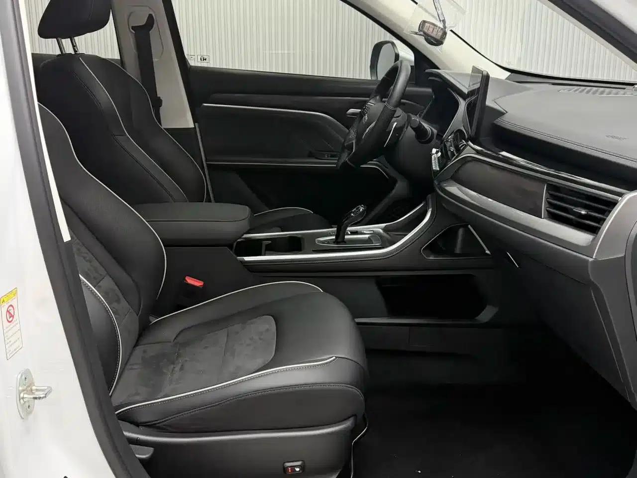 Haval H6 2023 National Trend Edition 1.5T Automatic Urban Edition — миниатюра 11