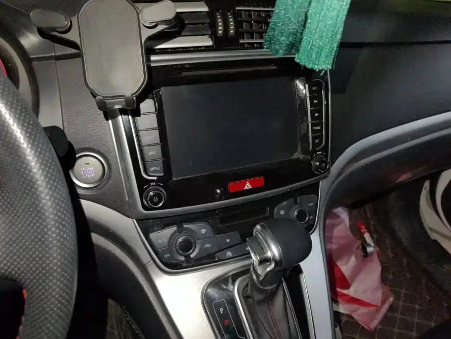Haval H6 2015 Sport Edition 1.5T Automatic 2WD Luxury — миниатюра 13