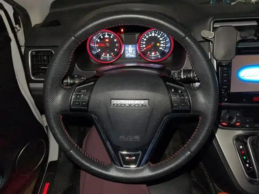 Haval H6 2015 Sport Edition 1.5T Automatic 2WD Luxury — миниатюра 15